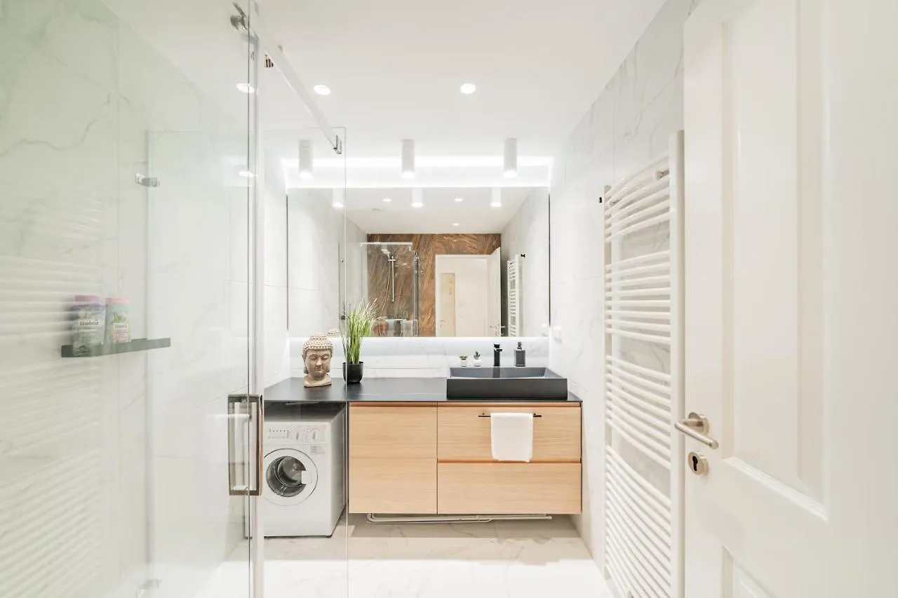 Appartement Zeus Design Apartmenthaus Wenen