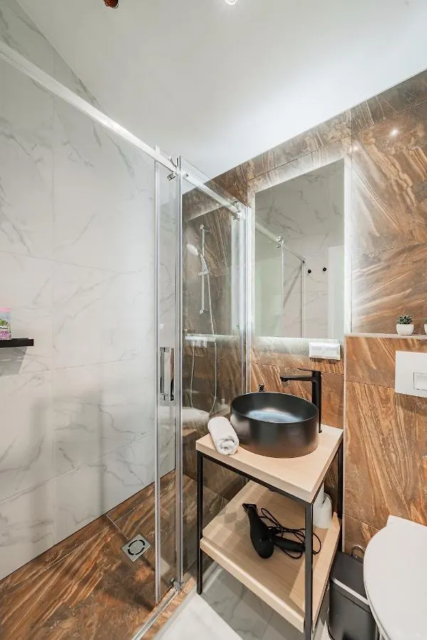 Zeus Design Apartmenthaus Vienna Austria